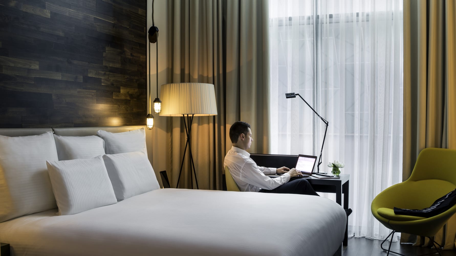 Remote-Working-Upgrade: Accor launcht „Hotel Office“