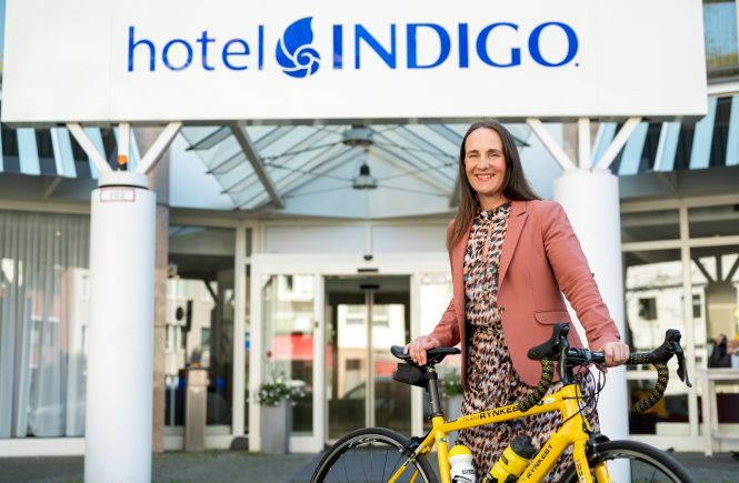 Hotel Indigo unterstützt Radtour für Kinderkrebsstiftung