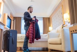 Sind Energiezuschläge in Hotels rechtens?