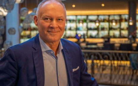 Sandro Schmidt ist neuer Hoteldirektor im Hotel VILA VITA Rosenpark in Marburg
