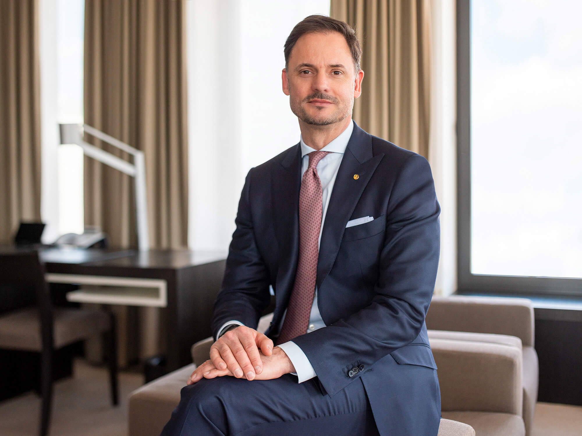 Gordon A. Debus ist Area General Manager der Hommage Luxury Hotels Collection
