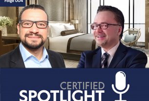Im neuen Podcast „Certified Spotlight“ ist der Prüfer Andreas Schmid zu Gast