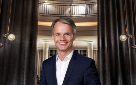 Exklusiv Interview mit Eckert Pfannkuchen, General Manager vom Steigenberger Hotel Treudelberg