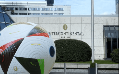EURO 2024: Als Gastgeber bringt das InterContinental Berlin mit KI den Ball ins Rollen
