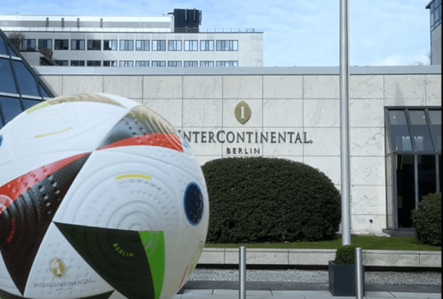 EURO 2024: Als Gastgeber bringt das InterContinental Berlin mit KI den Ball ins Rollen