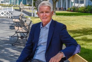 Stig Castoe wird neuer General Manager imH4 Hotel Wyndham Paris Pleyel Resort