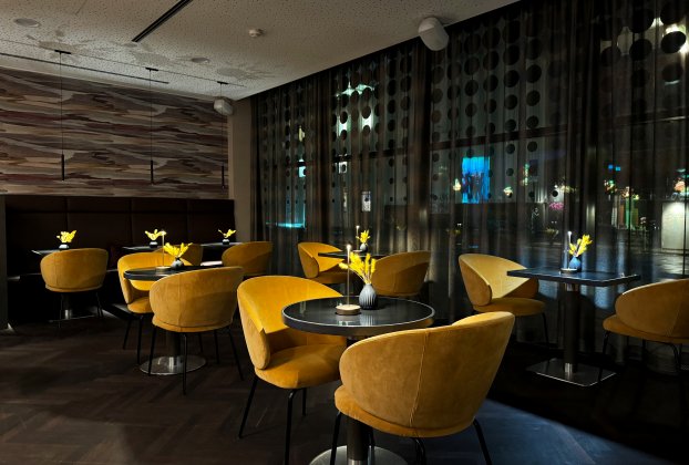 ARCOTEL Onyx Hamburg: Neue ONE A Lounge & Bar