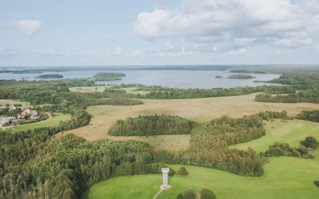 Mit dem Fahrrad durch Litauen: Nachhaltiges Reisen durch das grüne Baltikum