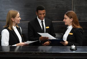 Hybride Beschäftigungsstrukturen im Hotelbetrieb effizient organisieren