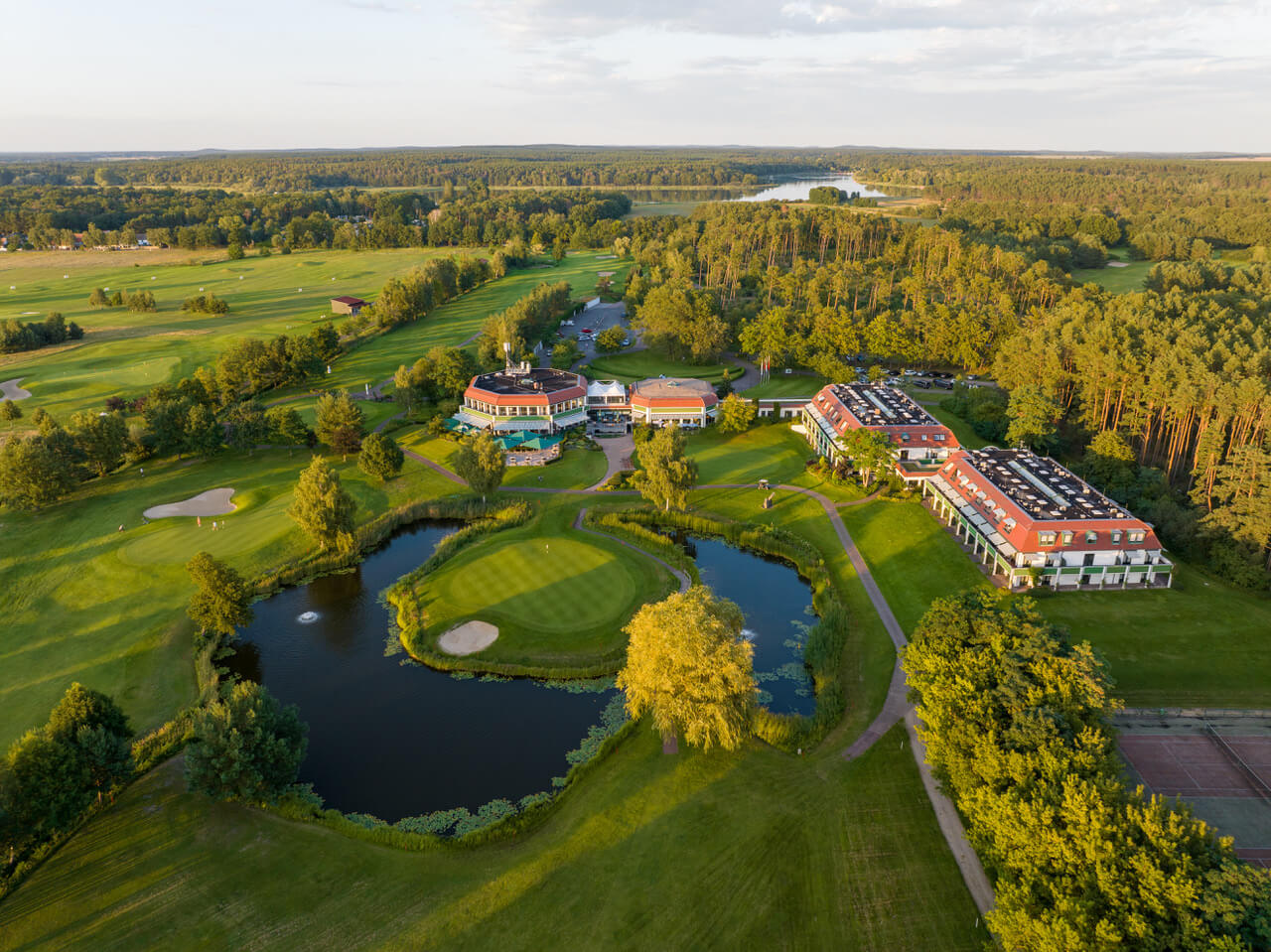 5-tägiges Retreat im Golf Resort Semlin: Yoga · Detox · 5-Elemente-Küche · Achtsamkeit