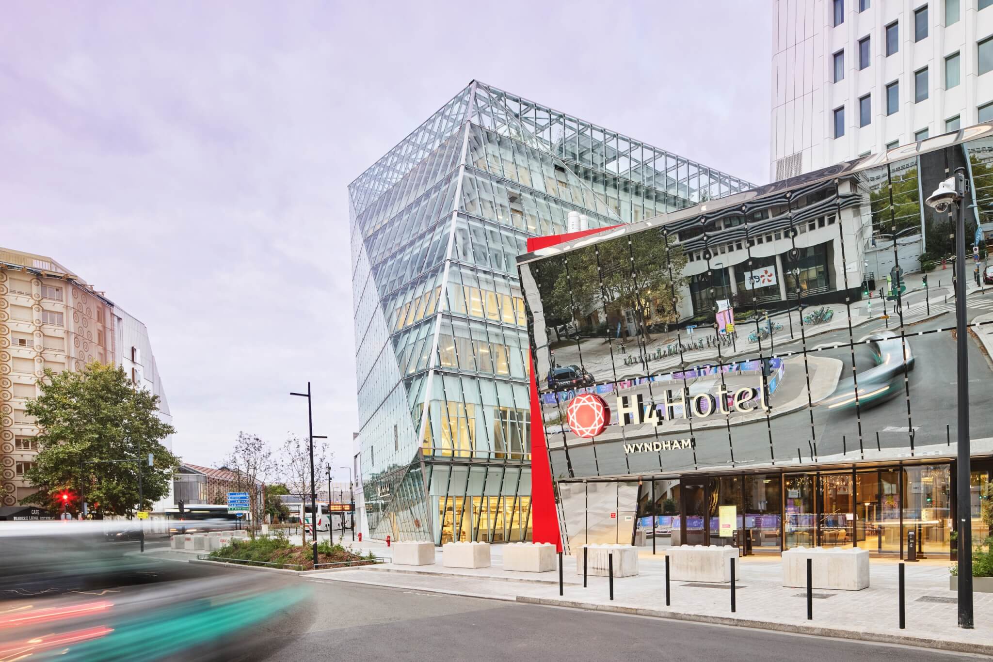 Ein Hotel mit Wow-Faktor: Das H4 Wyndham Paris Pleyel Resort über den Dächern der Stadt