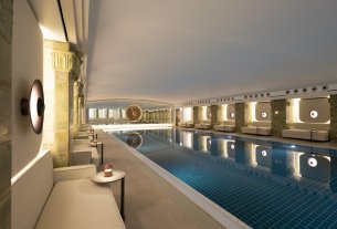 Conrad Hamburg öffnet größten Hotelpool der Stadt