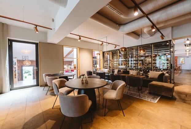 Neue Weinbar in den Heitlinger Genusswelten eröffnet