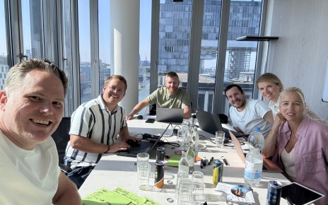 DIRS21, happyhotel und ibelsa bündeln ihre Marktaktivitäten in Österreich
