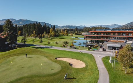 Golf, Genuss und gelebte Tradition im Berg & Golf Resort Westendorf